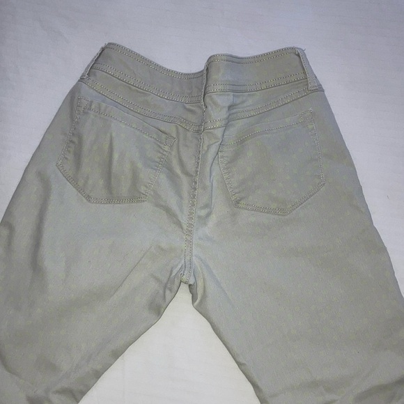 SO brand size 9 Womens pants small light yellow print dots Light Khaki Casual - Picture 8 of 16